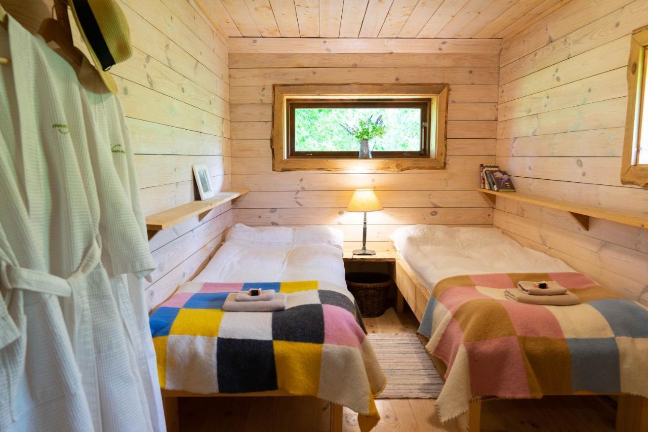 Muhu Namaste Apartment Simisti ภายนอก รูปภาพ